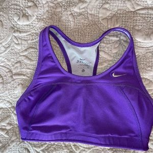 Nike Swift Dri Fit Bra Size Small